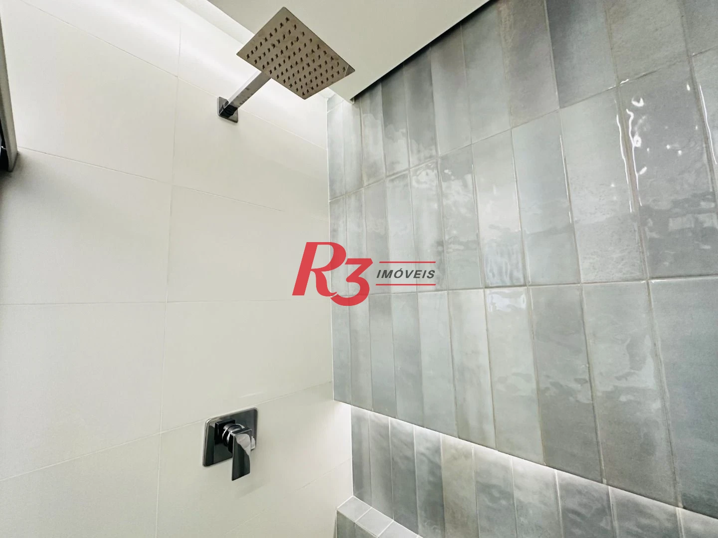 Apartamento com 3 dormitórios à venda, 150 m² por R$ 1.990.000,00 - Boqueirão - Santos/SP