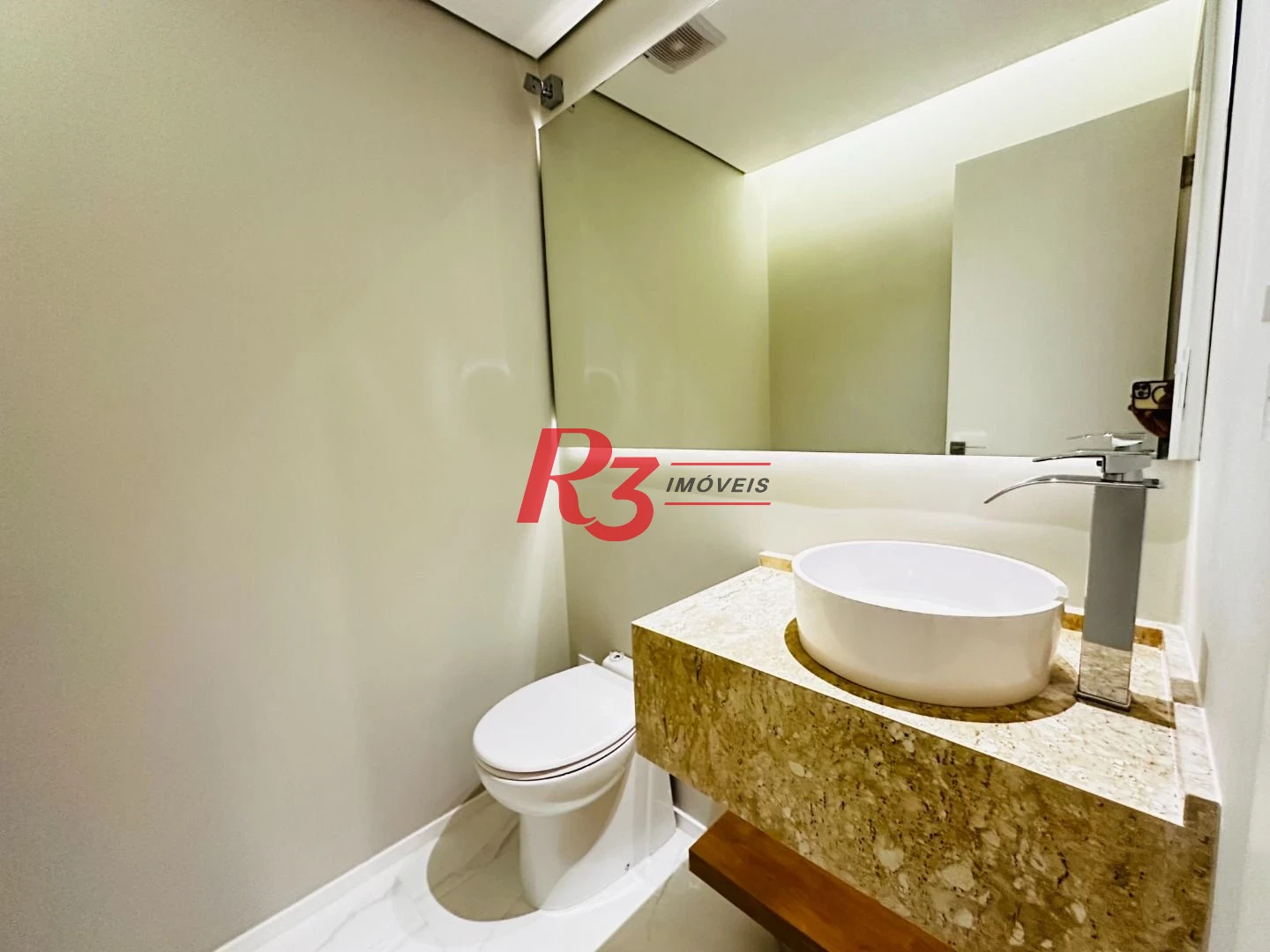 Apartamento com 3 dormitórios à venda, 150 m² por R$ 1.990.000,00 - Boqueirão - Santos/SP