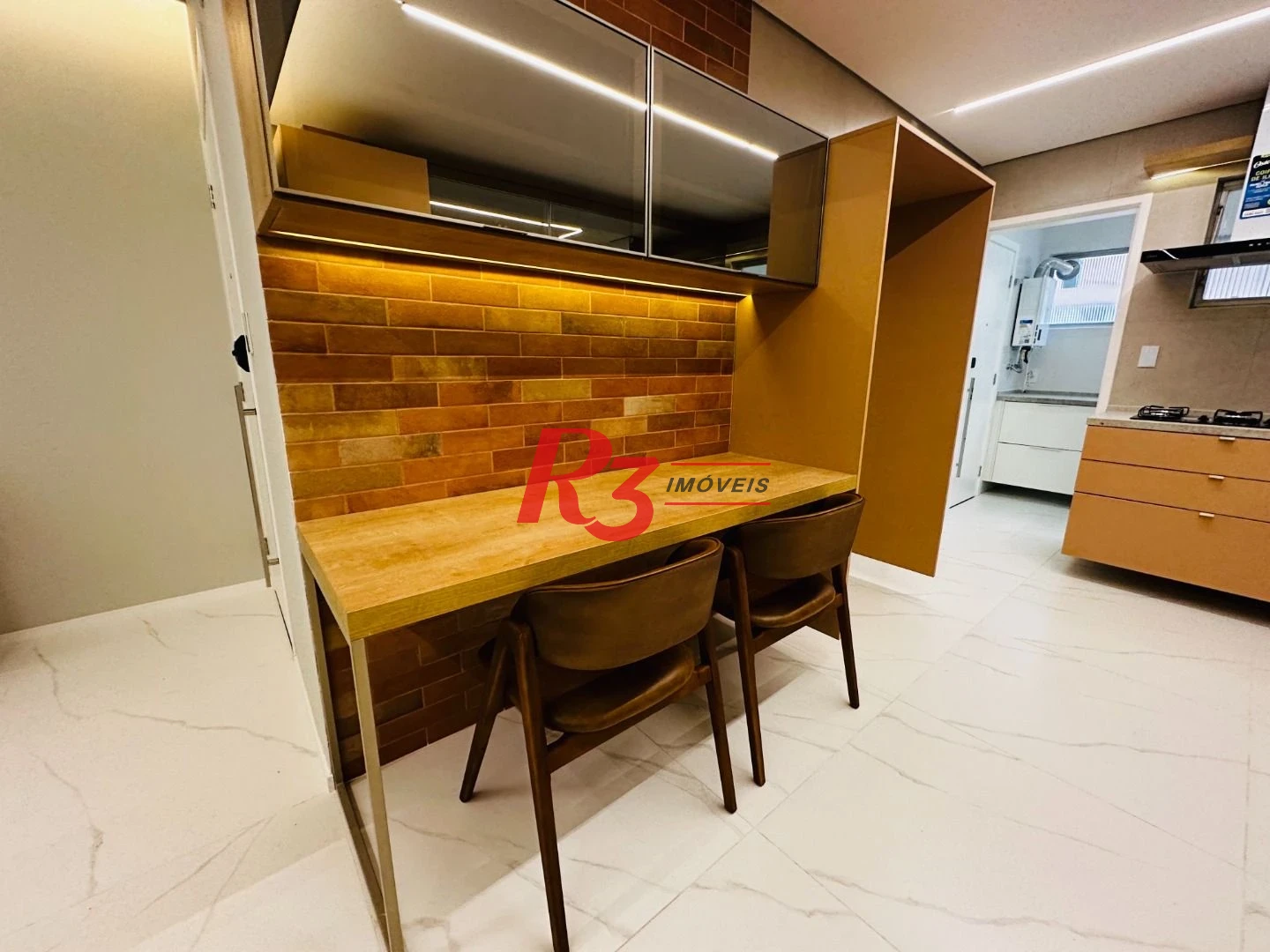Apartamento com 3 dormitórios à venda, 150 m² por R$ 1.990.000,00 - Boqueirão - Santos/SP