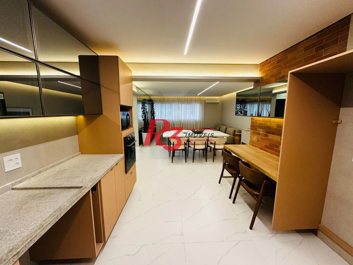 Apartamento com 3 dormitórios à venda, 150 m² por R$ 1.990.000,00 - Boqueirão - Santos/SP