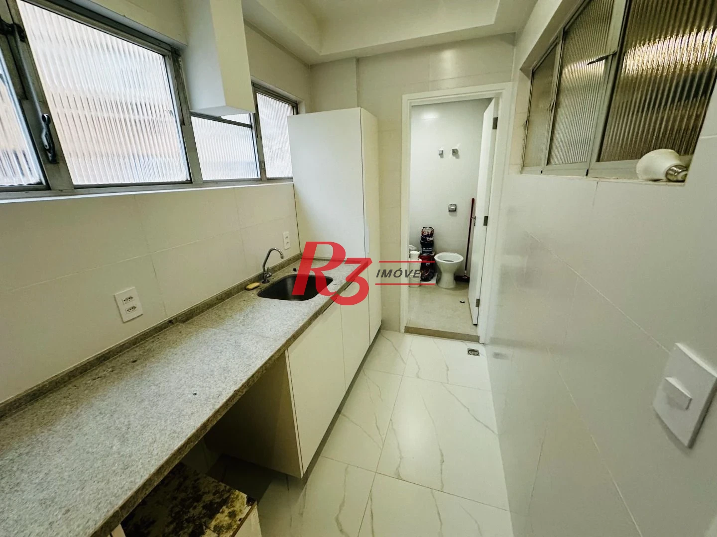 Apartamento com 3 dormitórios à venda, 150 m² por R$ 1.990.000,00 - Boqueirão - Santos/SP