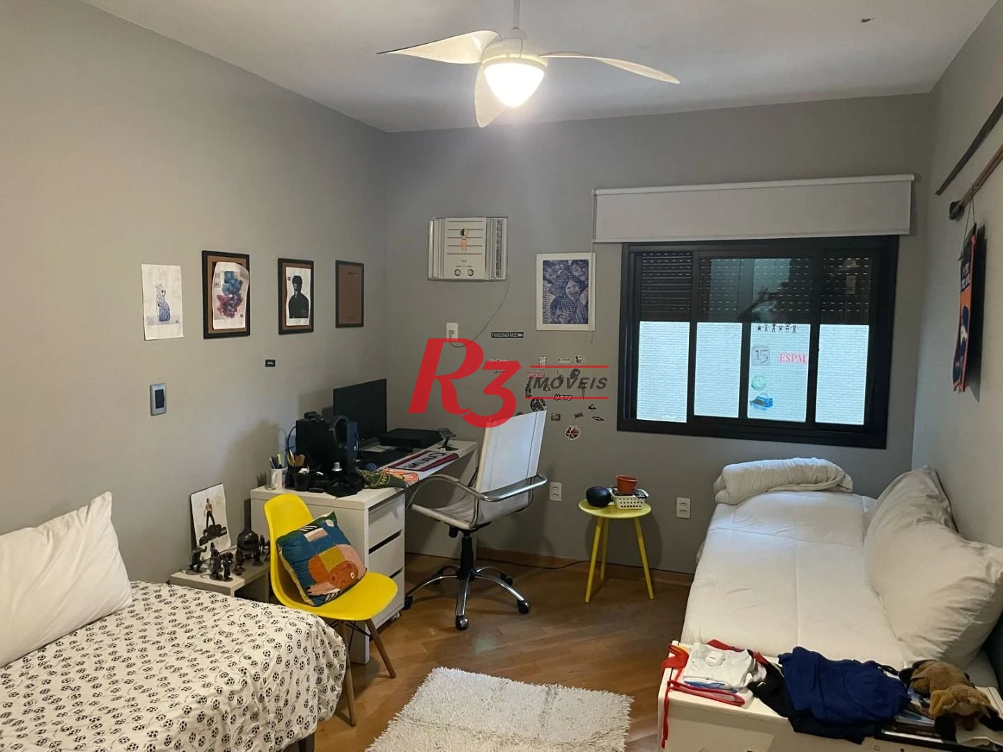 Apartamento á venda  3 dormitórios 2 Vgs Boqueirão Santos