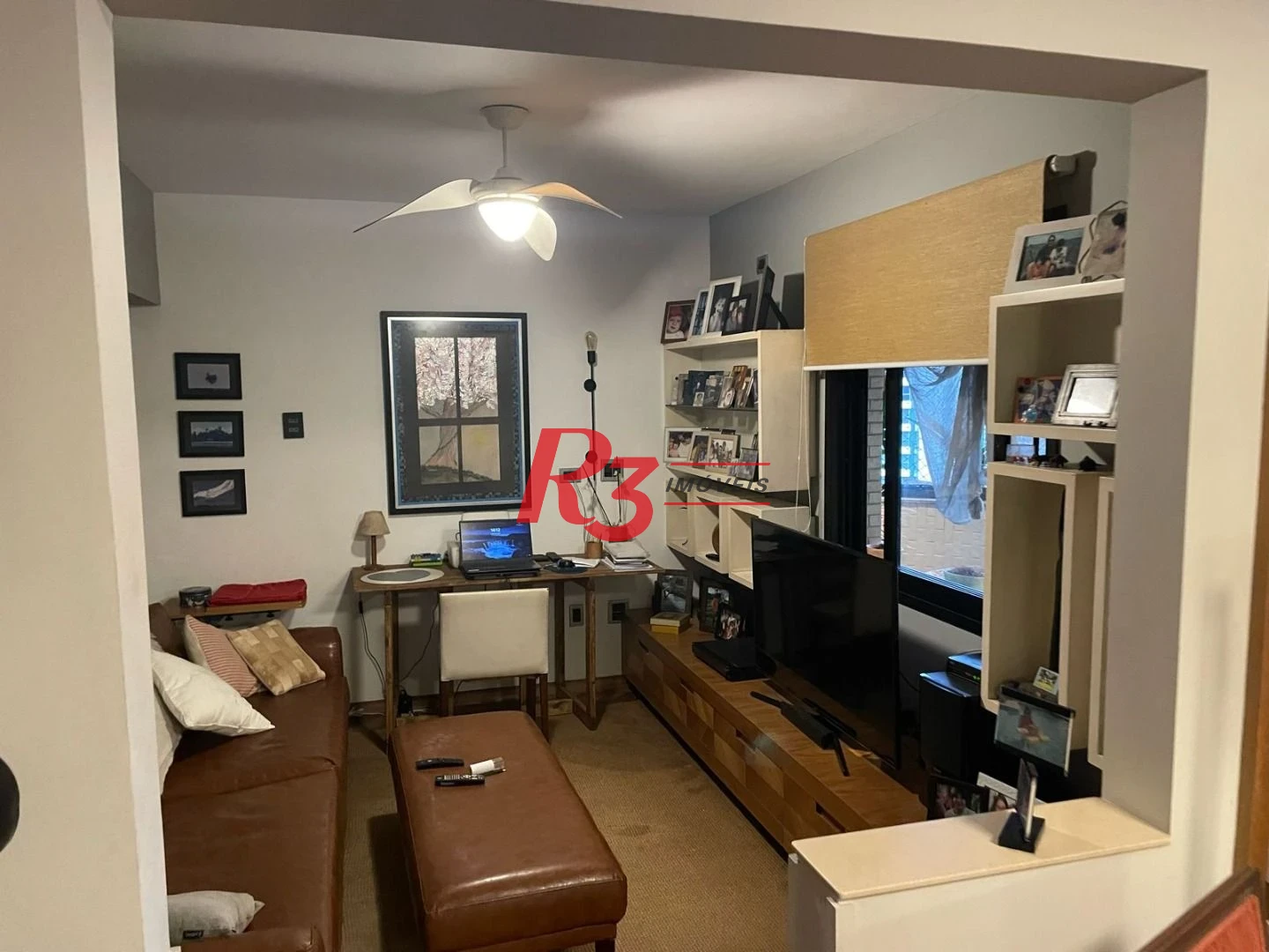 Apartamento á venda  3 dormitórios 2 Vgs Boqueirão Santos