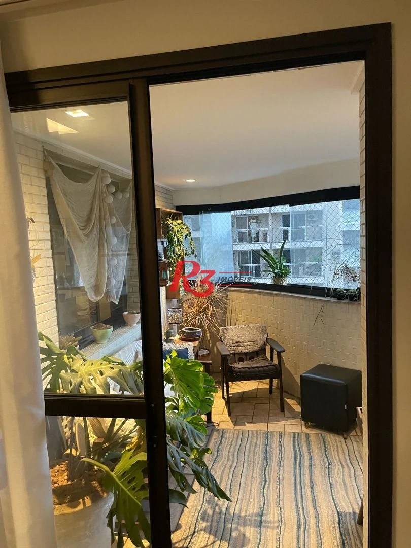 Apartamento á venda  3 dormitórios 2 Vgs Boqueirão Santos