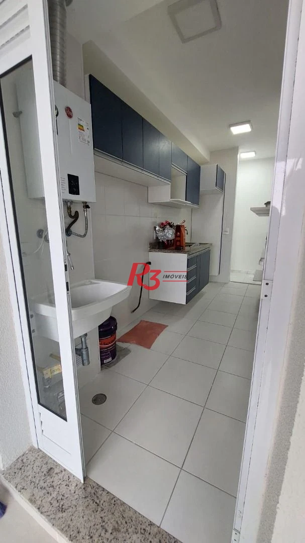 Apartamento com 2 dormitórios à venda, 66 m² por R$ 710.000,00 - José Menino - Santos/SP