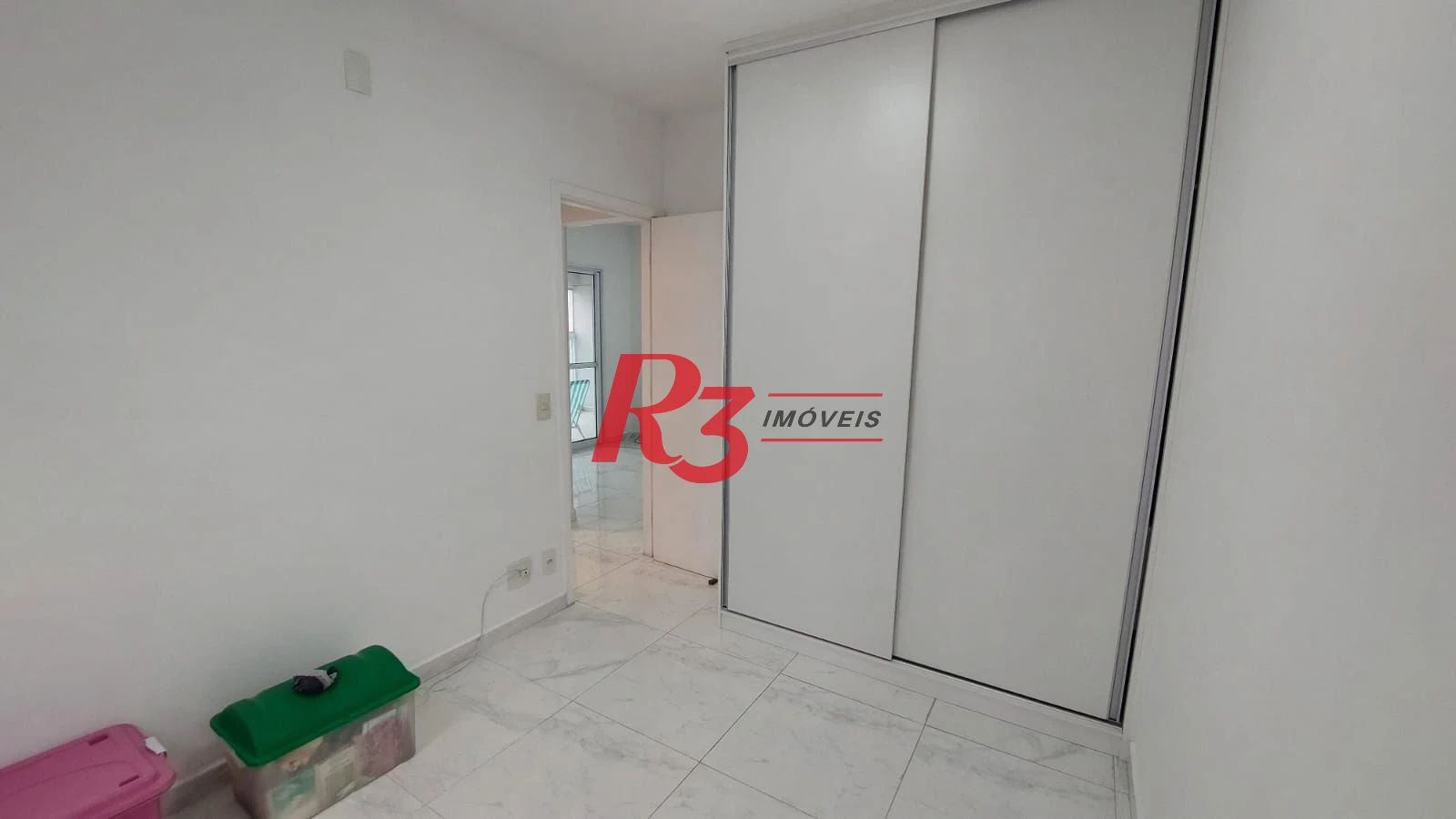 Apartamento com 2 dormitórios à venda, 66 m² por R$ 710.000,00 - José Menino - Santos/SP