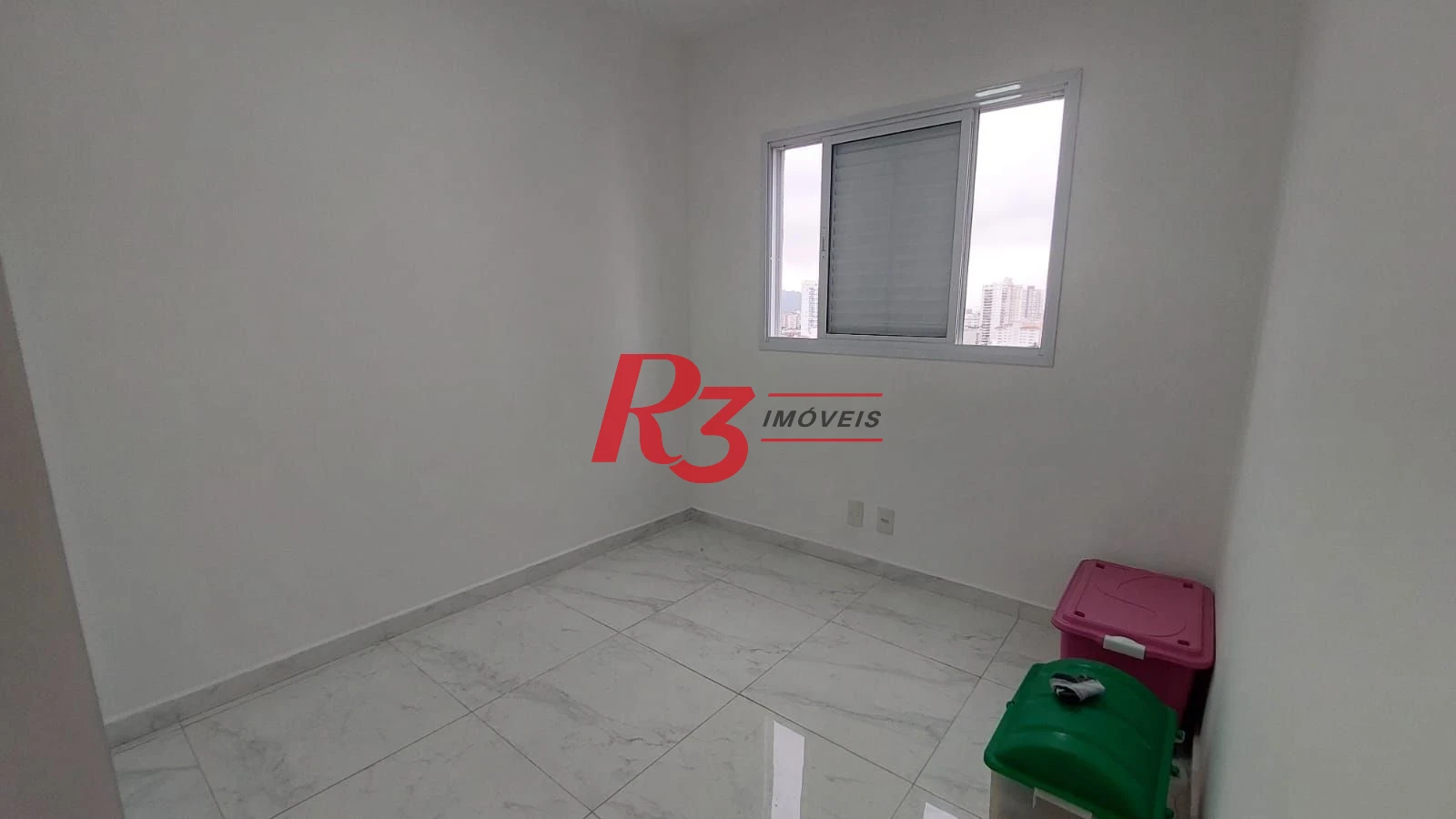 Apartamento com 2 dormitórios à venda, 66 m² por R$ 710.000,00 - José Menino - Santos/SP