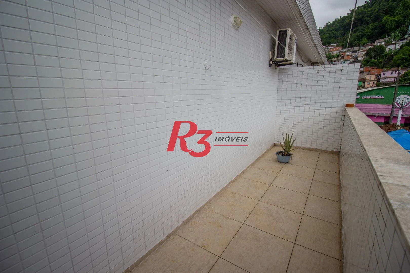 Sobrado à venda, 146 m² por R$ 895.000,00 - Marapé - Santos/SP