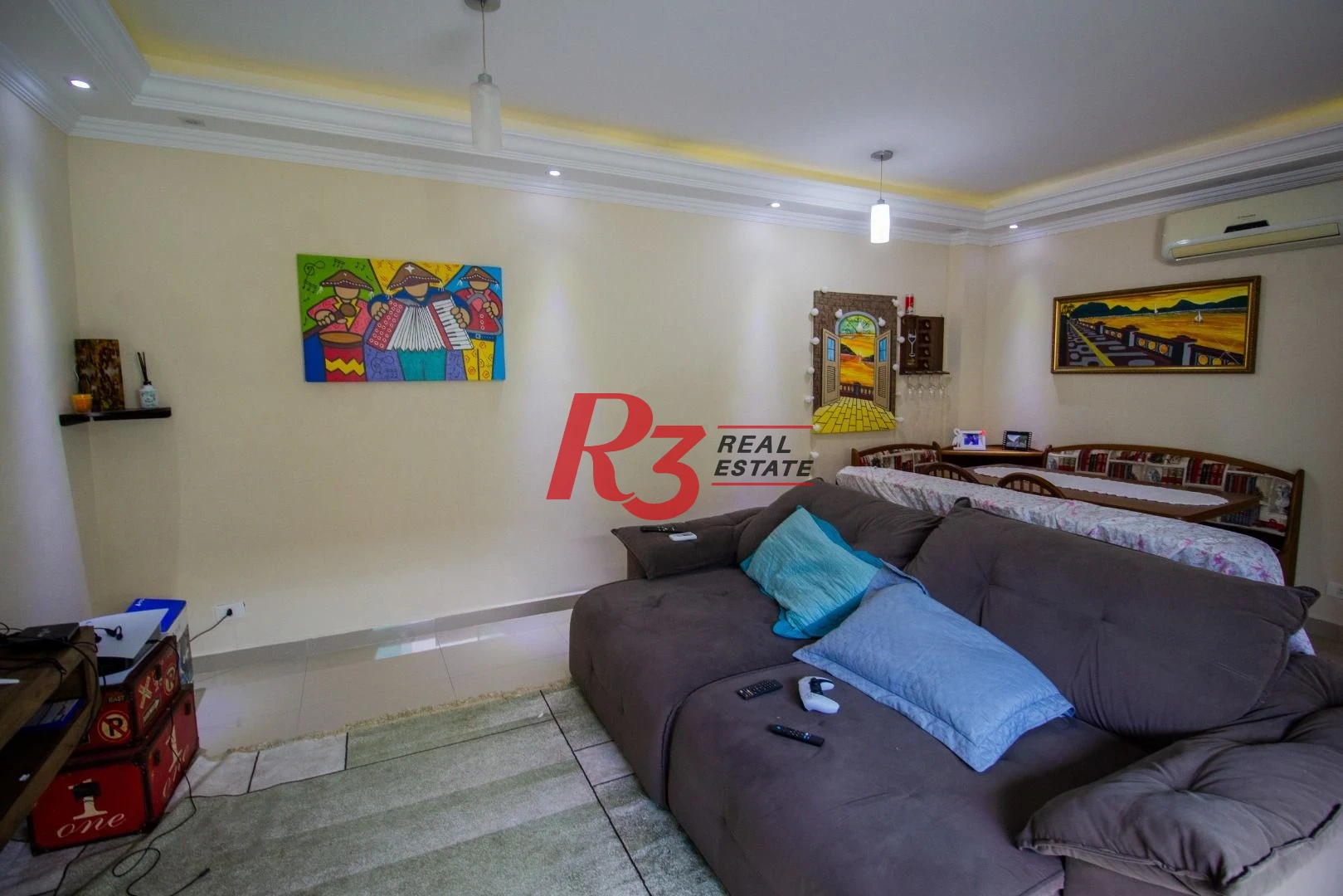 Sobrado com 3 dormitórios à venda, 146 m² por R$ 895.000,00 - Marapé - Santos/SP