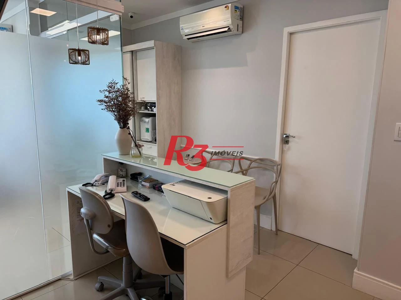 Sala para alugar, 12 m² por R$ 2.500,00/mês - Vila Matias - Santos/SP