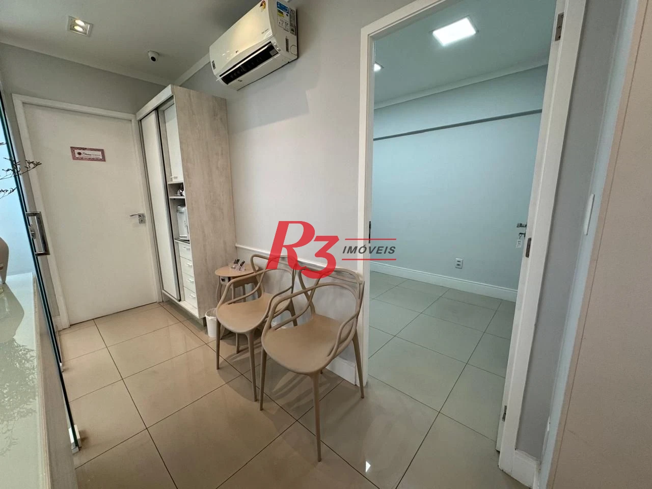 Sala para alugar, 12 m² por R$ 2.500,00/mês - Vila Matias - Santos/SP