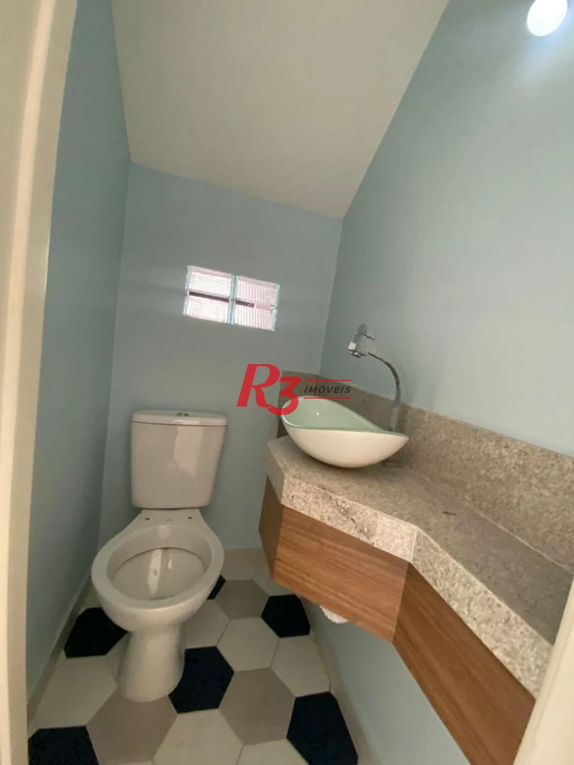 Sobrado à venda, 123 m² por R$ 1.800.000,00 - Boqueirão - Santos/SP