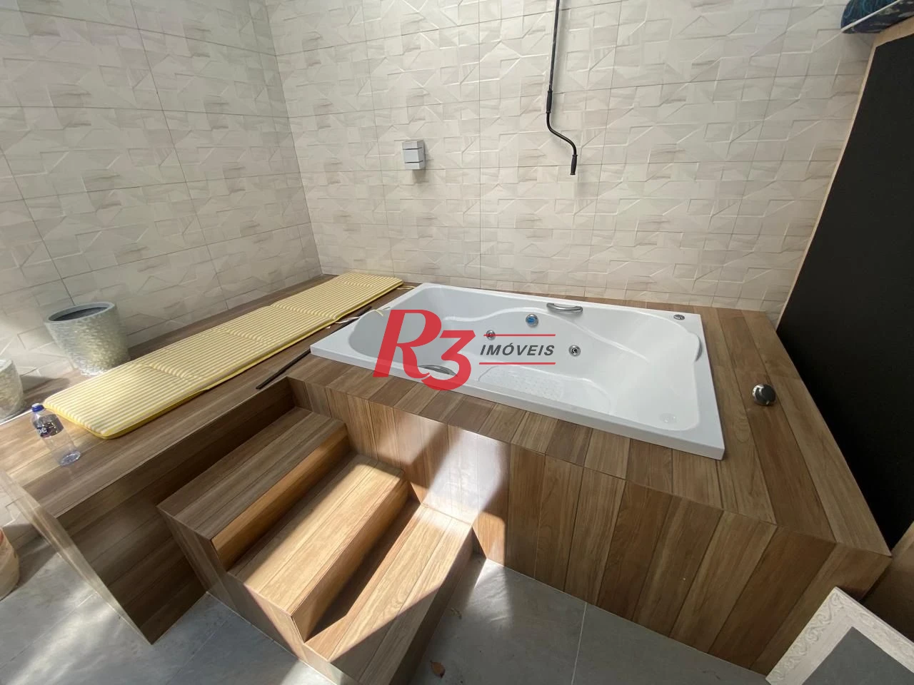 Sobrado à venda, 123 m² por R$ 1.800.000,00 - Boqueirão - Santos/SP