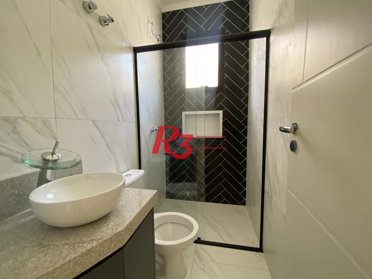 Sobrado à venda, 123 m² por R$ 1.800.000,00 - Boqueirão - Santos/SP