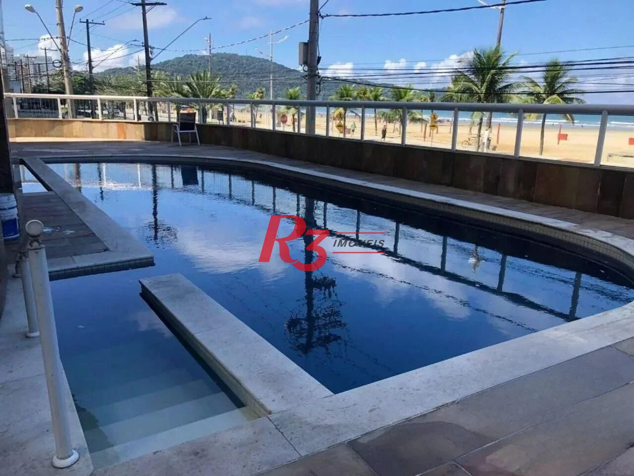 Apartamento com 2 dormitórios à venda, 72 m² por R$ 586.000,00 - Boqueirão - Praia Grande/SP