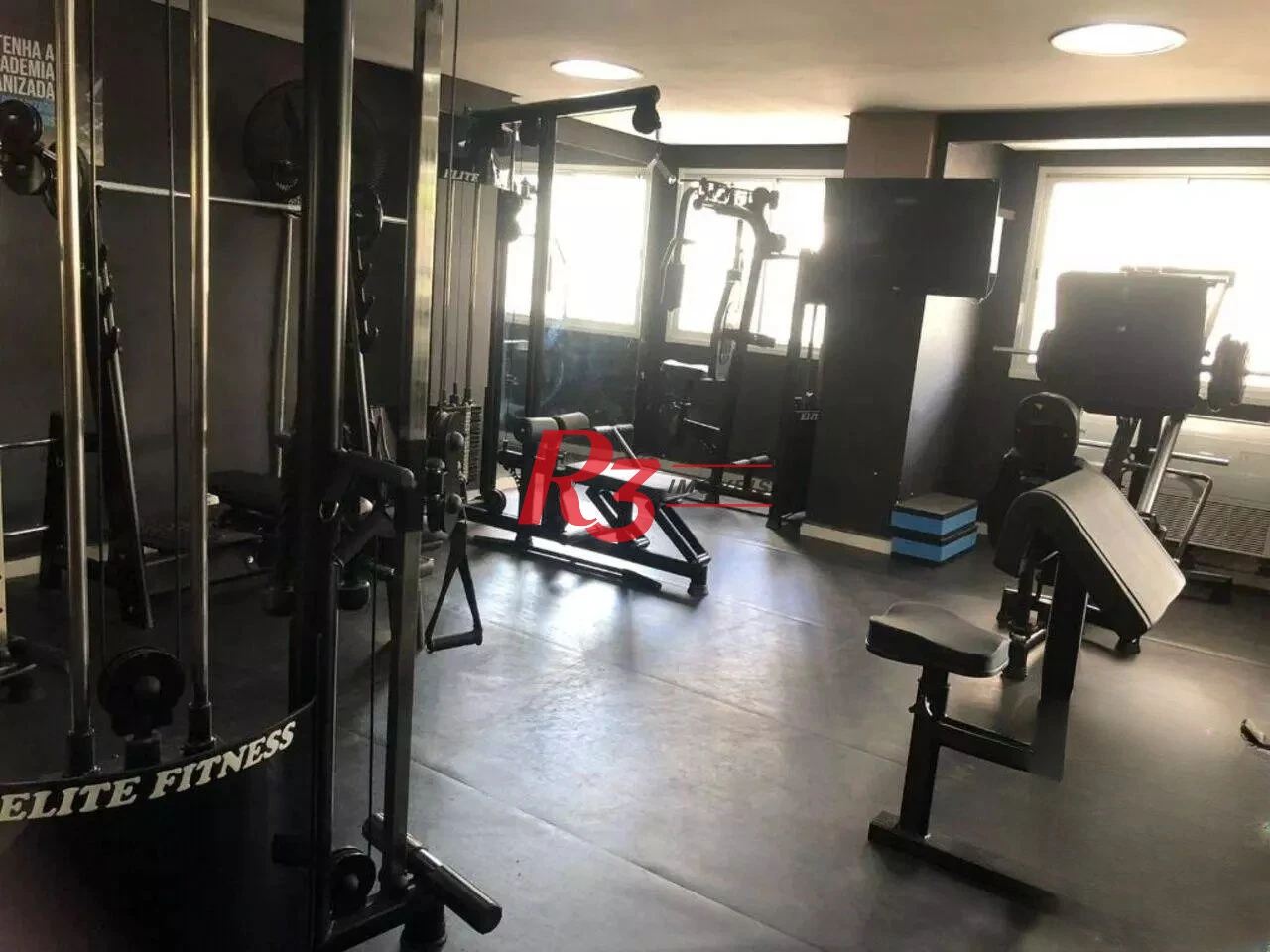 Apartamento com 2 dormitórios à venda, 72 m² por R$ 586.000,00 - Boqueirão - Praia Grande/SP