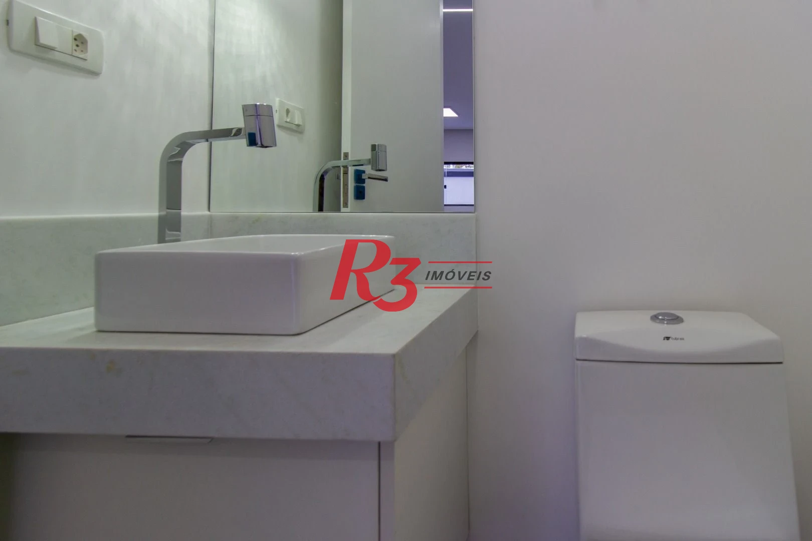 Sobrado à venda, 150 m² por R$ 1.830.000,00 - Ponta da Praia - Santos/SP