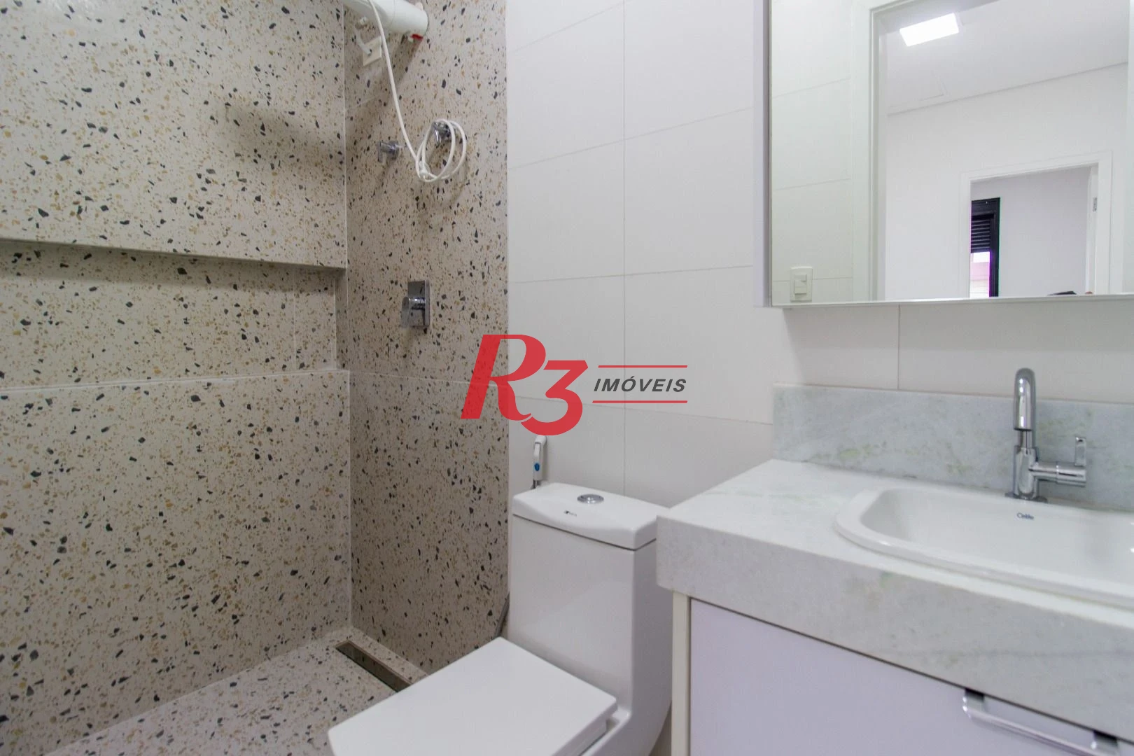 Sobrado à venda, 150 m² por R$ 1.830.000,00 - Ponta da Praia - Santos/SP