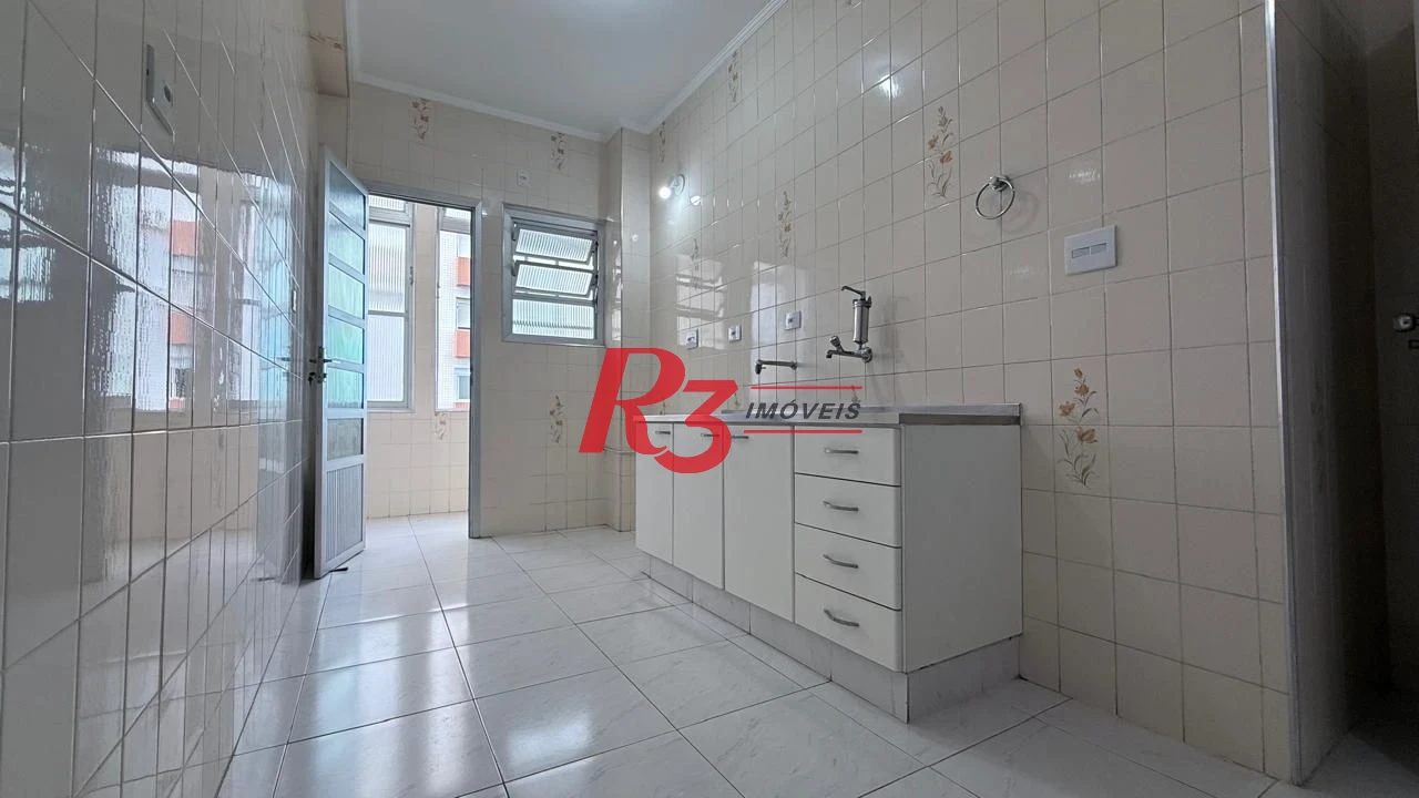 Apartamento com 3 dormitórios à venda, 136 m² por R$ 1.200.000,00 - Gonzaga - Santos/SP