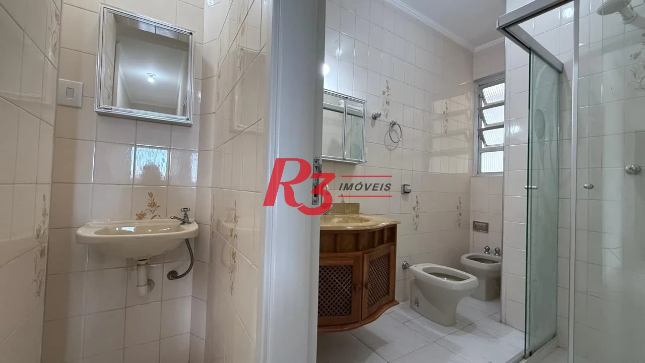 Apartamento com 3 dormitórios à venda, 136 m² por R$ 1.200.000,00 - Gonzaga - Santos/SP