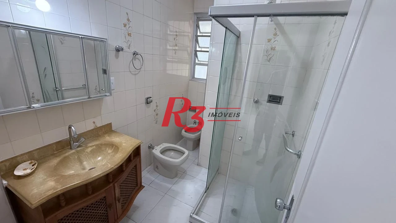 Apartamento com 3 dormitórios à venda, 136 m² por R$ 1.200.000,00 - Gonzaga - Santos/SP