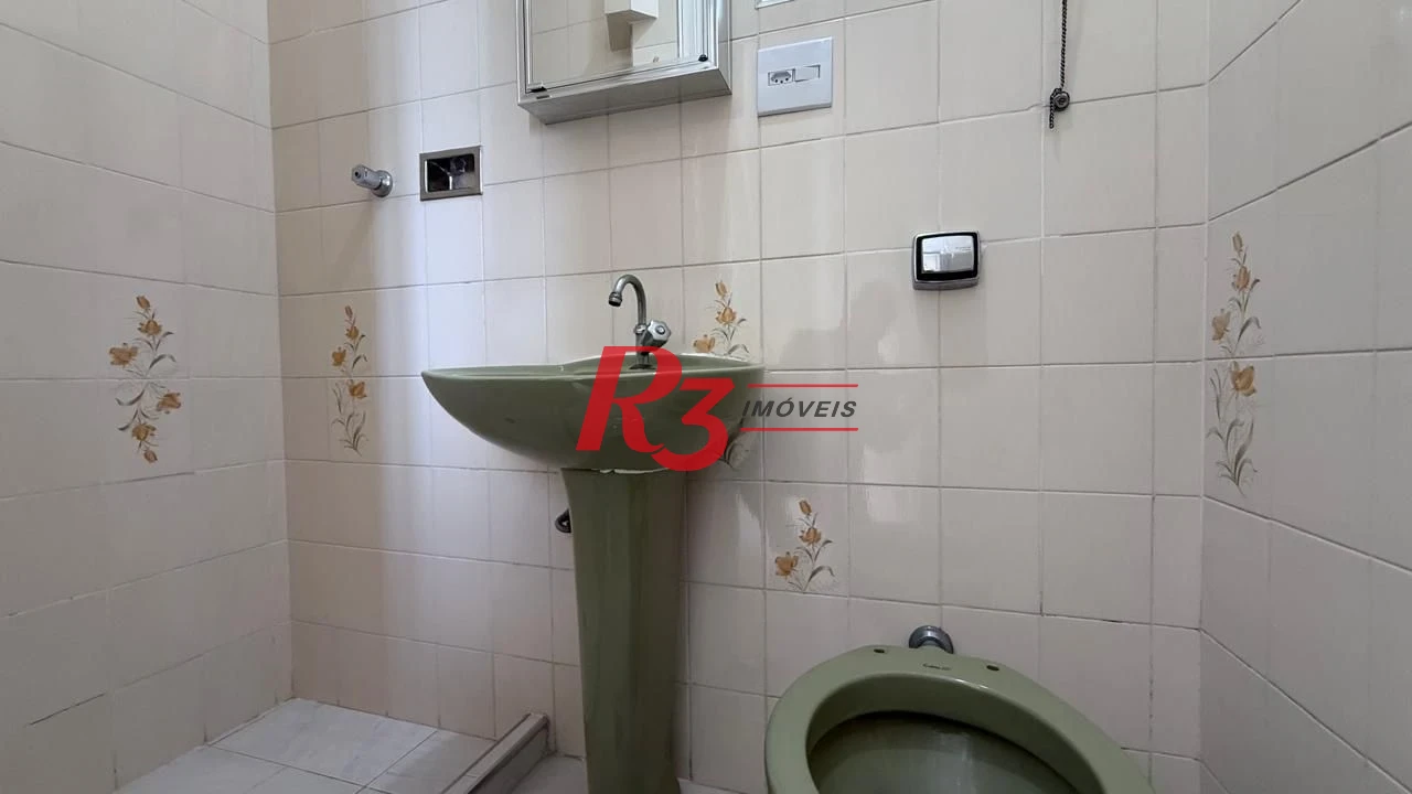 Apartamento com 3 dormitórios à venda, 136 m² por R$ 1.200.000,00 - Gonzaga - Santos/SP