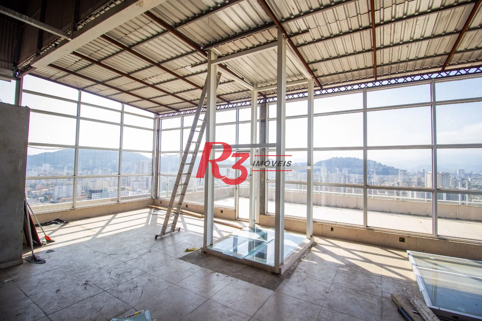 Andar Corporativo para alugar, 1000 m² por R$ 50.000,00/mês - Gonzaga - Santos/SP