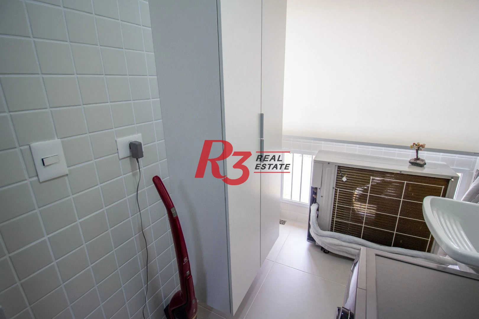 Apartamento com 2 dormitórios à venda, 69 m² por R$ 870.000,00 - Boqueirão - Santos/SP