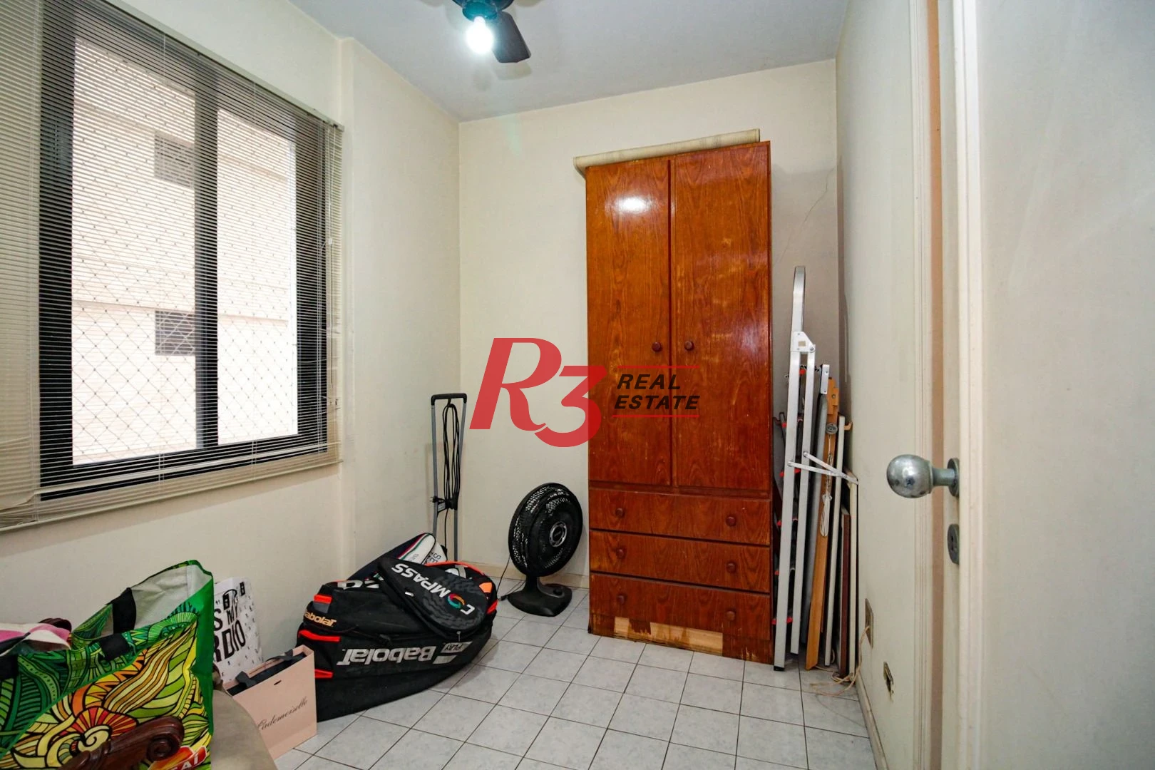 Apartamento á venda 4 suítes todo reformado na Vila Rica Santos