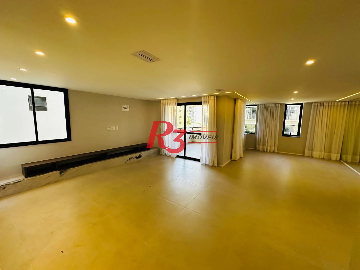 Apartamento com 4 dormitórios à venda, 283 m² por R$ 3.200.000,00 - Boqueirão - Santos/SP