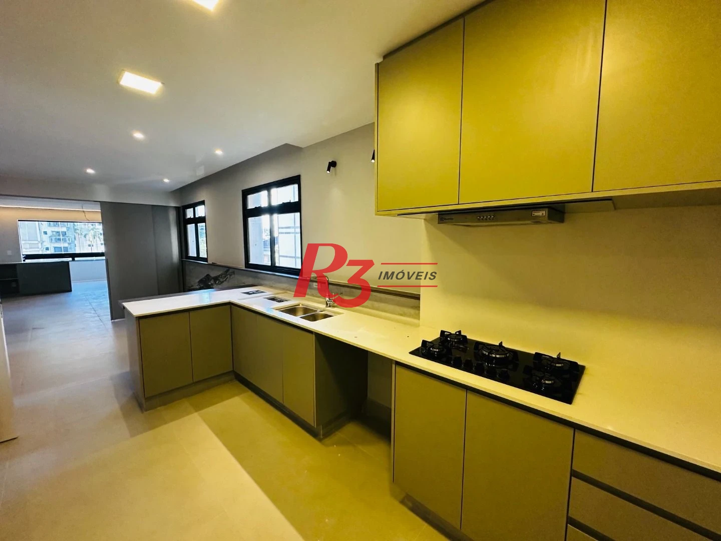 Apartamento com 4 dormitórios à venda, 283 m² por R$ 3.200.000,00 - Boqueirão - Santos/SP