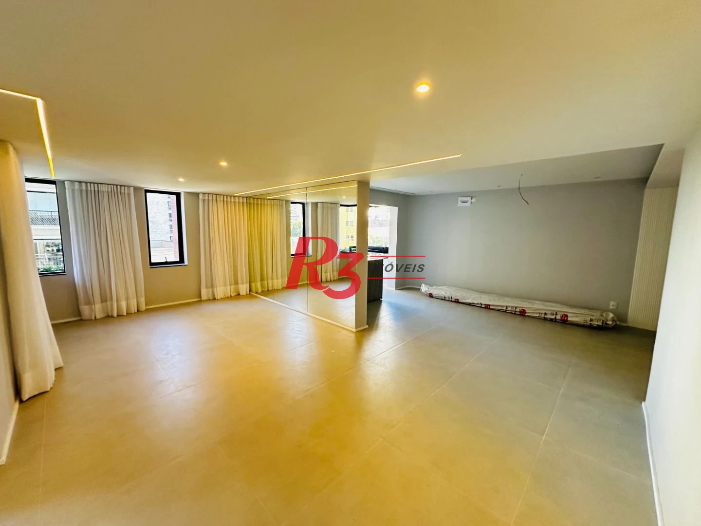Apartamento com 4 dormitórios à venda, 283 m² por R$ 3.200.000,00 - Boqueirão - Santos/SP
