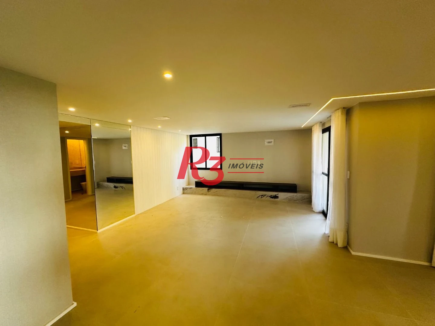 Apartamento com 4 dormitórios à venda, 283 m² por R$ 3.200.000,00 - Boqueirão - Santos/SP