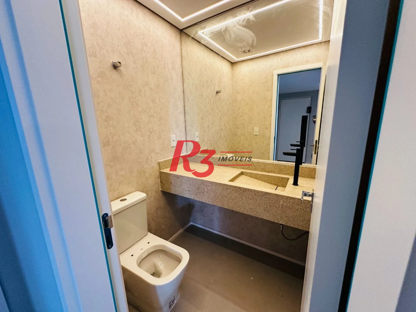 Apartamento com 4 dormitórios à venda, 283 m² por R$ 3.200.000,00 - Boqueirão - Santos/SP