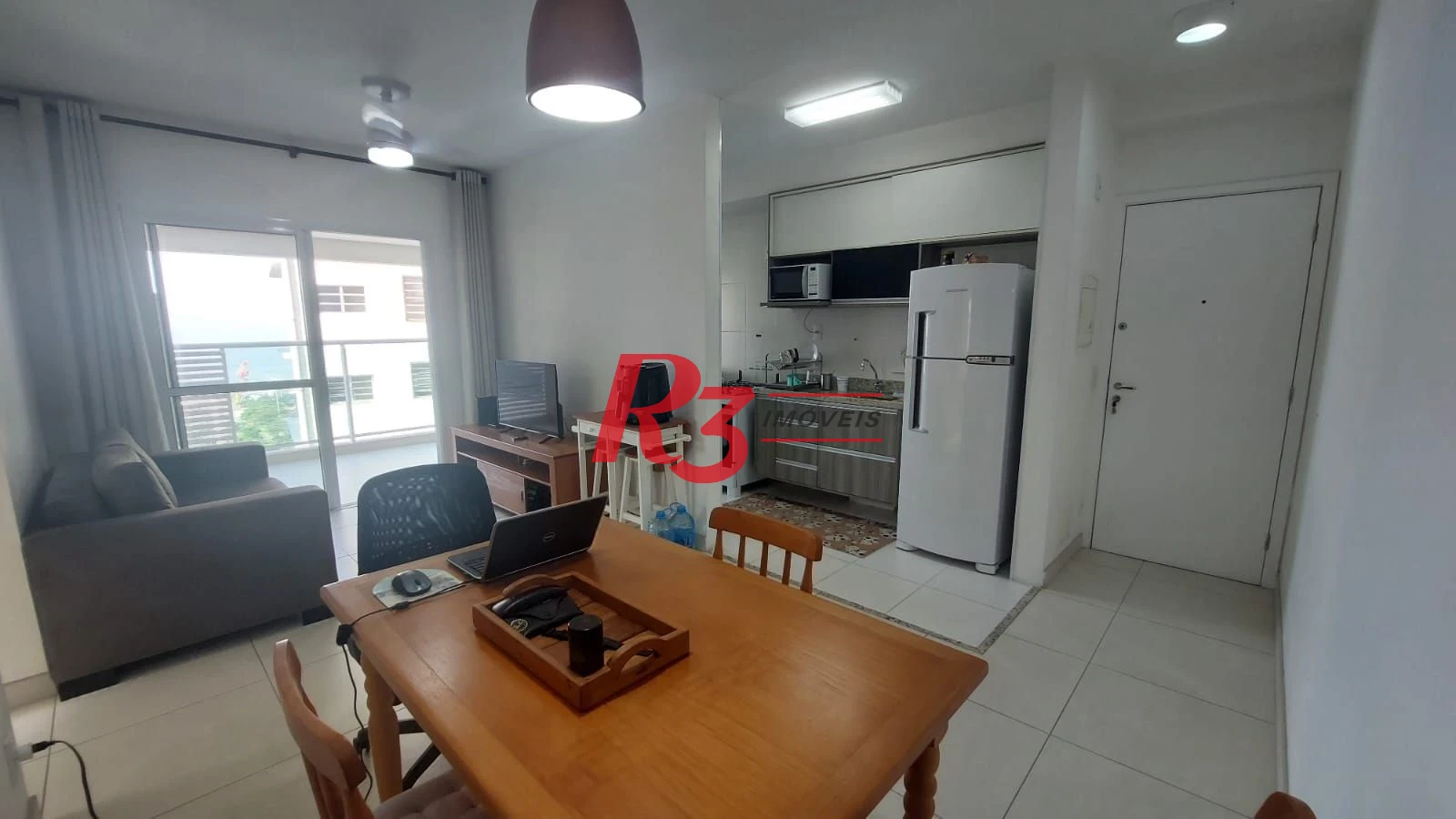 Apartamento com 2 dormitórios à venda, 66 m² por R$ 690.000,00 - José Menino - Santos/SP