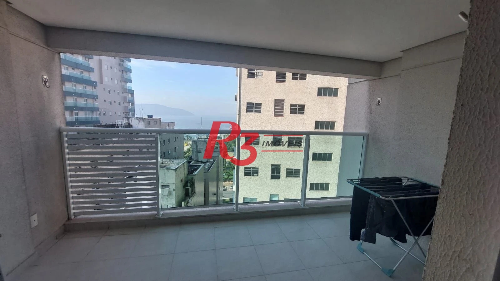 Apartamento com 2 dormitórios à venda, 66 m² por R$ 690.000,00 - José Menino - Santos/SP