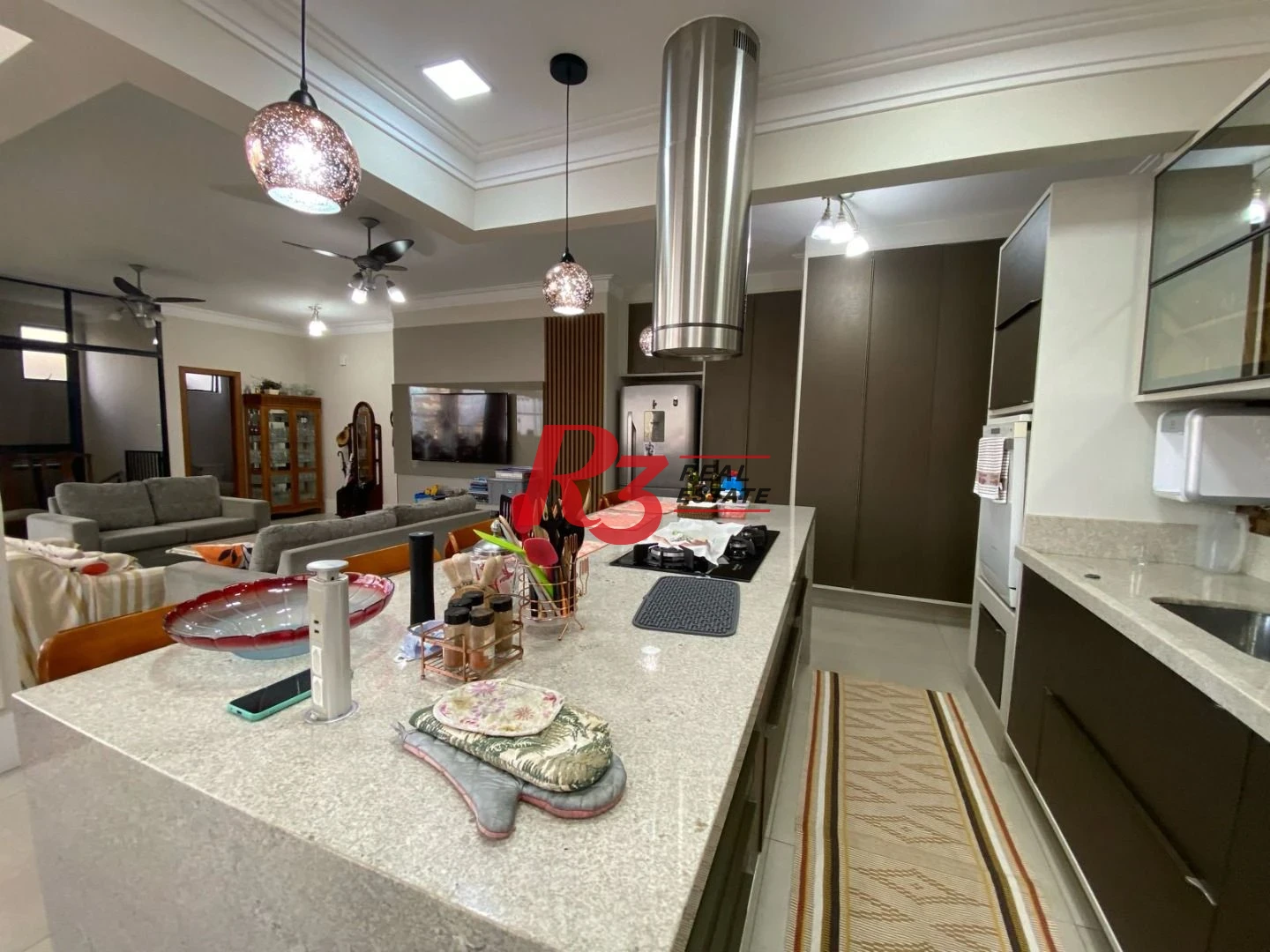 Cobertura com 3 dormitórios à venda, 245 m² por R$ 1.400.000,00 - Gonzaga - Santos/SP