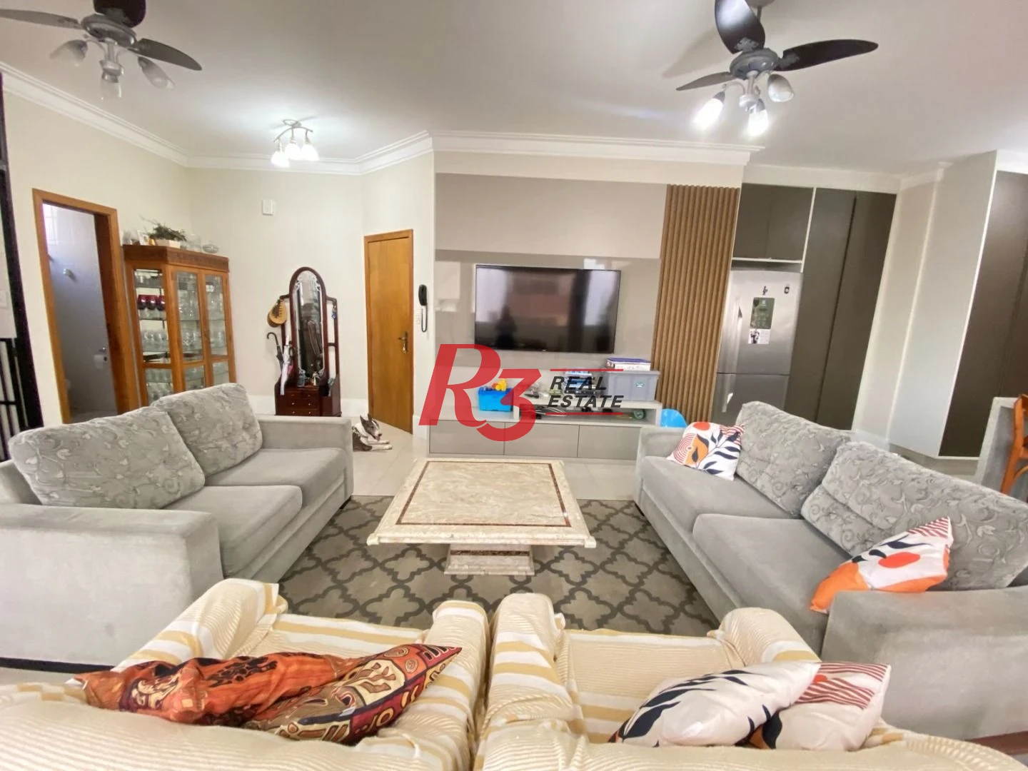 Cobertura com 3 dormitórios à venda, 245 m² por R$ 1.400.000,00 - Gonzaga - Santos/SP