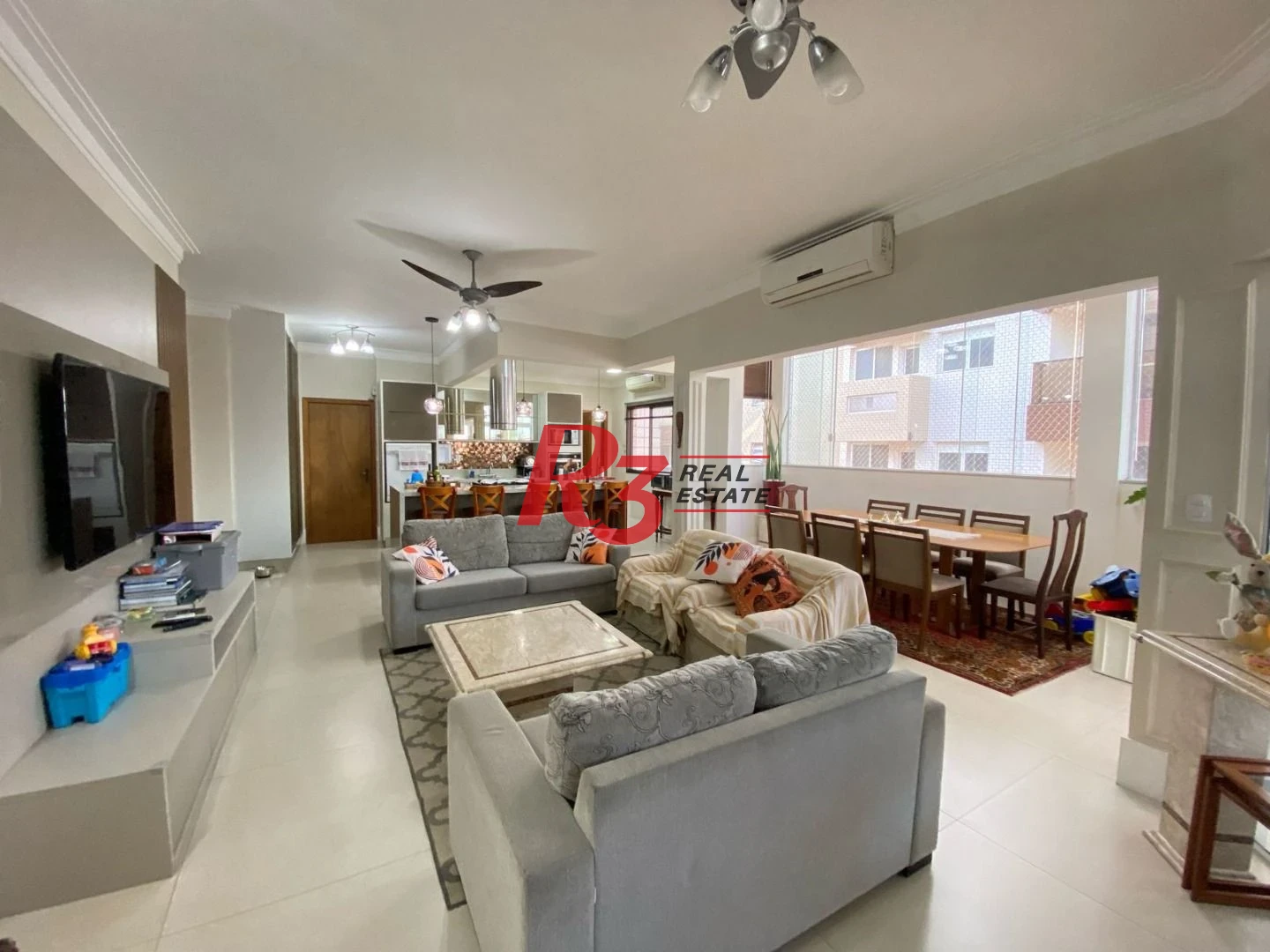 Cobertura com 3 dormitórios à venda, 245 m² por R$ 1.400.000,00 - Gonzaga - Santos/SP