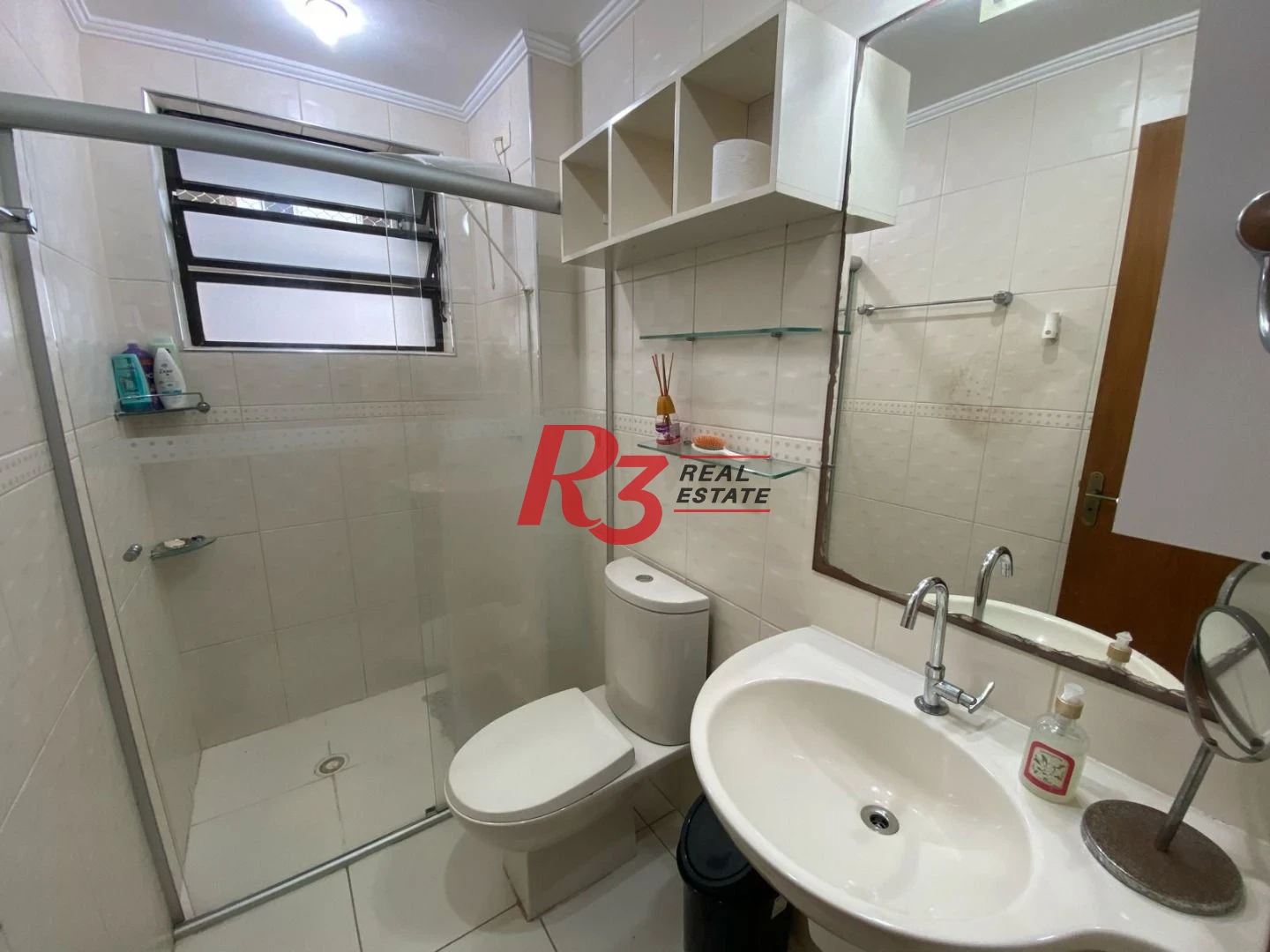 Cobertura com 3 dormitórios à venda, 245 m² por R$ 1.400.000,00 - Gonzaga - Santos/SP