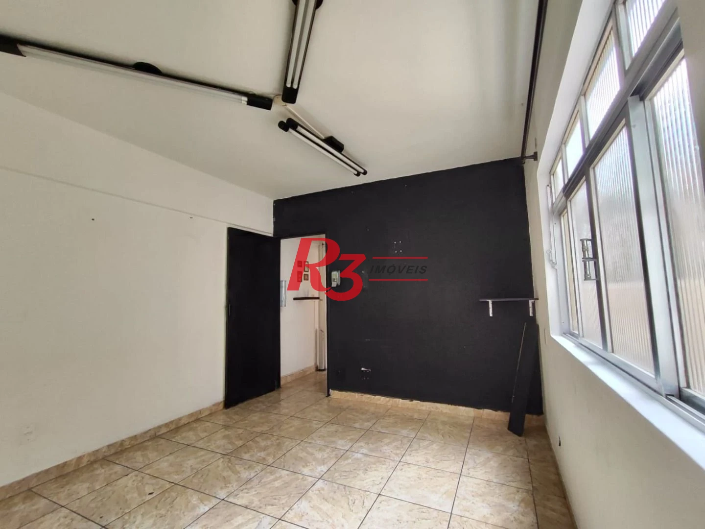 Sala à venda, 32 m² por R$ 176.000,00 - Embaré - Santos/SP