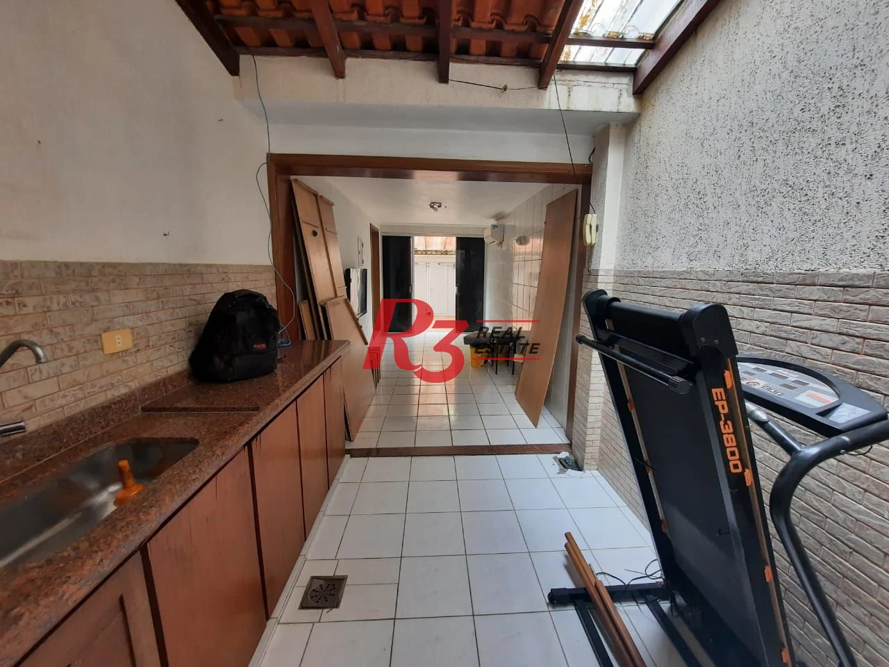 Sobrado com 2 dormitórios à venda, 116 m² por R$ 620.000,00 - Marapé - Santos/SP