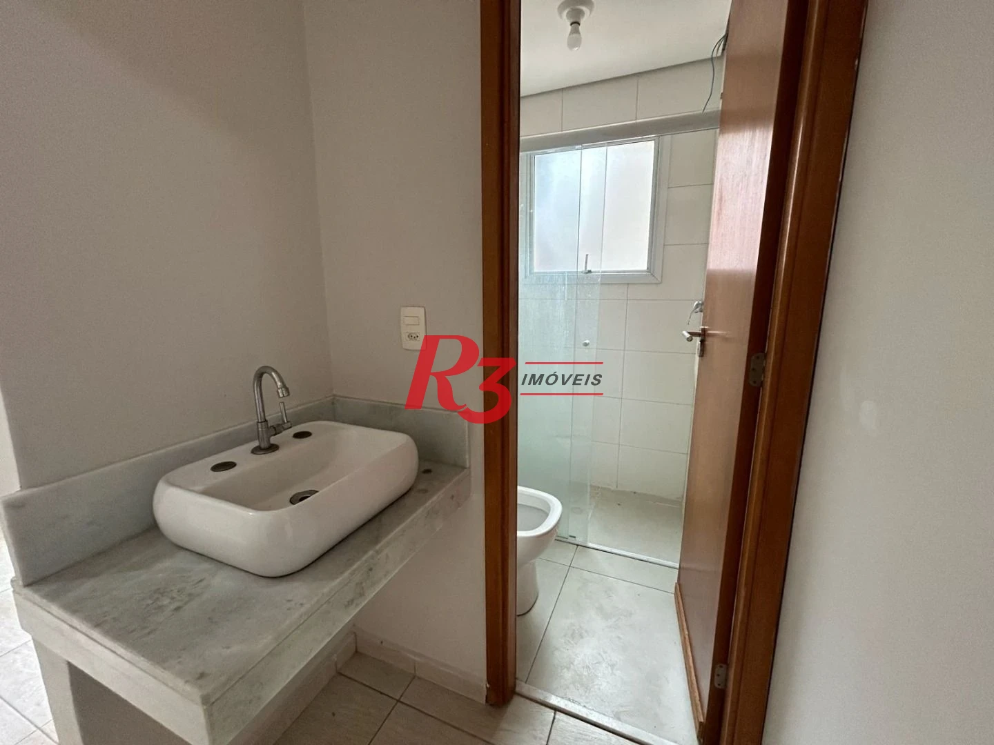 Apartamento com 2 dormitórios à venda, 60 m² por R$ 430.000,00 - José Menino - Santos/SP