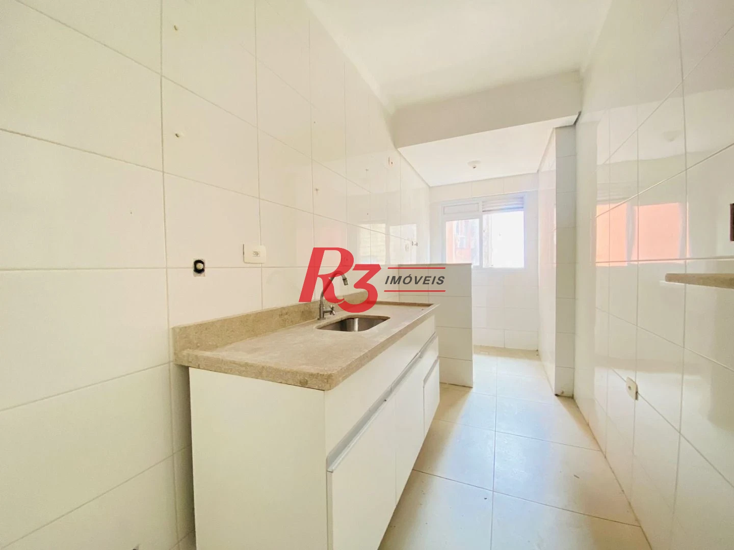 Apartamento com 2 dormitórios à venda, 60 m² por R$ 430.000,00 - José Menino - Santos/SP