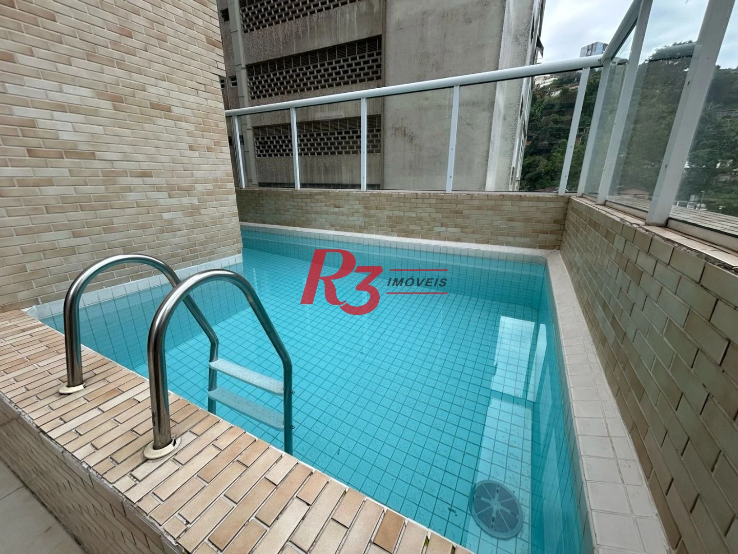 Apartamento com 2 dormitórios à venda, 60 m² por R$ 430.000,00 - José Menino - Santos/SP