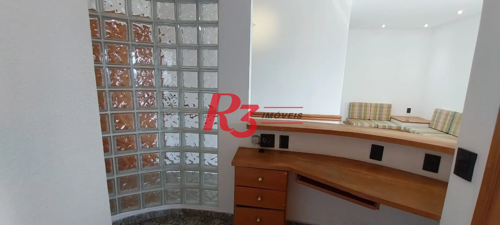 Sala à venda, 55 m² por R$ 375.000,00 - Campo Grande - Santos/SP