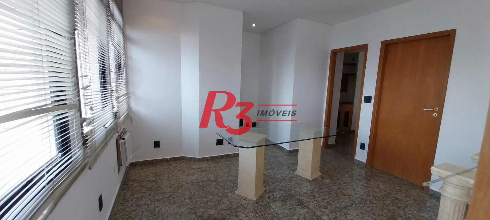 Sala à venda, 55 m² por R$ 375.000,00 - Campo Grande - Santos/SP