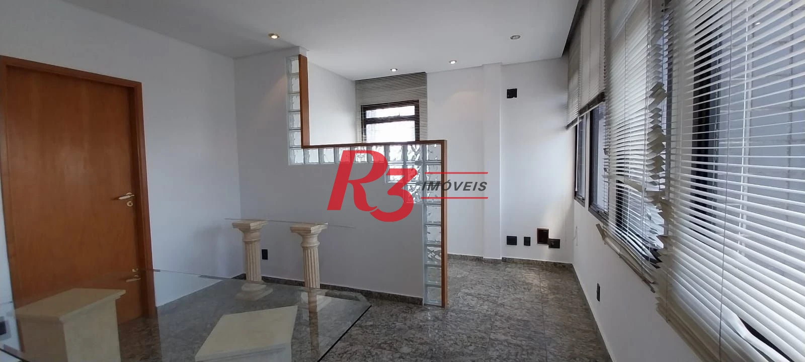 Sala à venda, 55 m² por R$ 375.000,00 - Campo Grande - Santos/SP