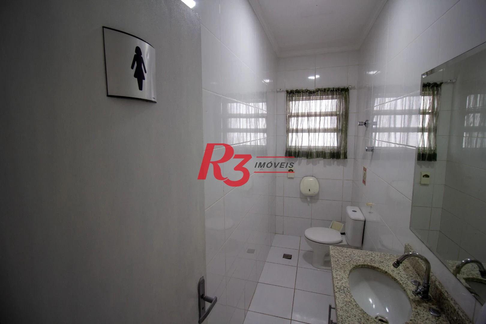 Galpão, 2757 m² - venda por R$ 24.000.000,00 ou aluguel por R$ 135.860,48/mês - Campo Grande - Santos/SP