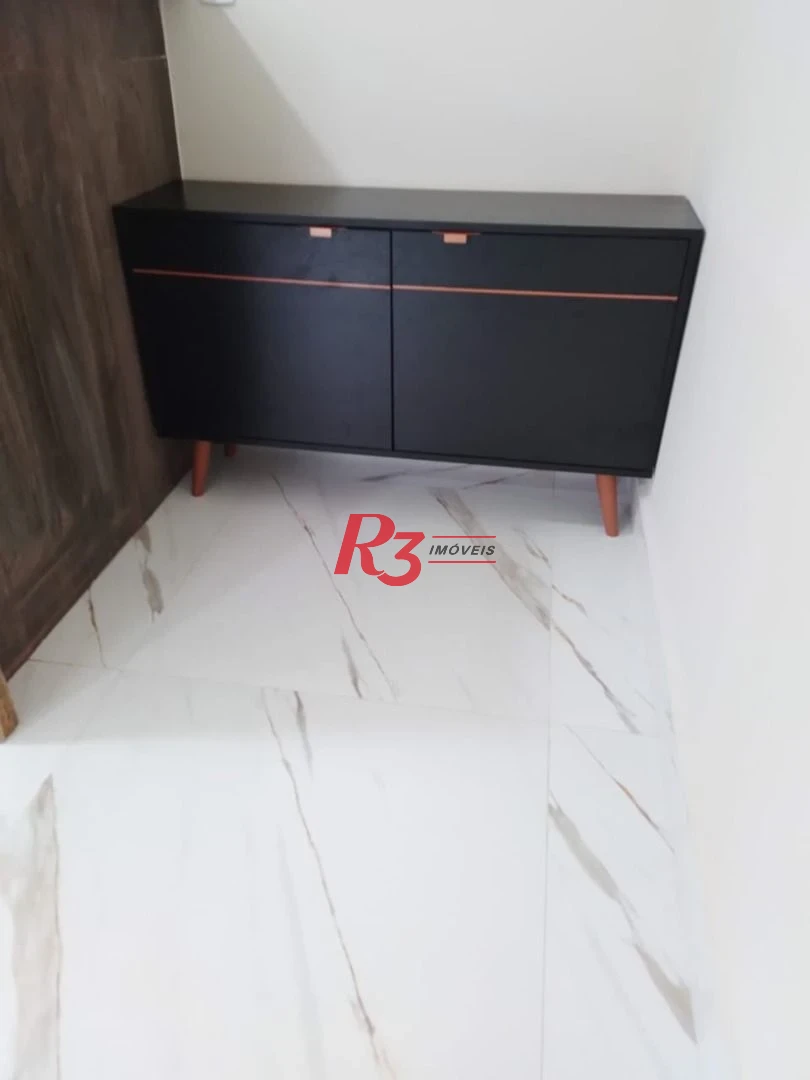 Conjunto para alugar, 53 m² por R$ 2.500,00/mês - Valongo - Santos/SP
